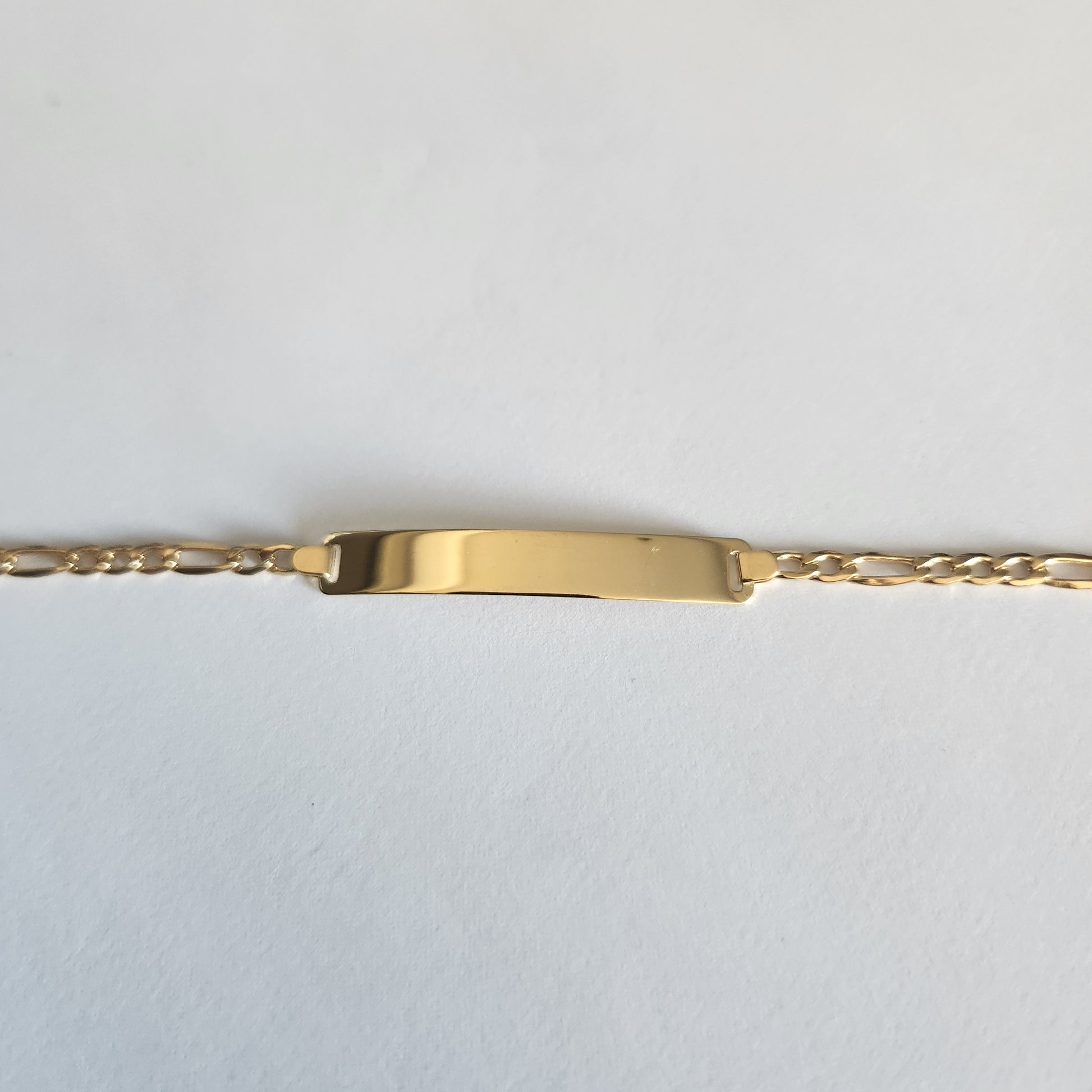 18ct Gold Gents Figaro Link ID Bracelet