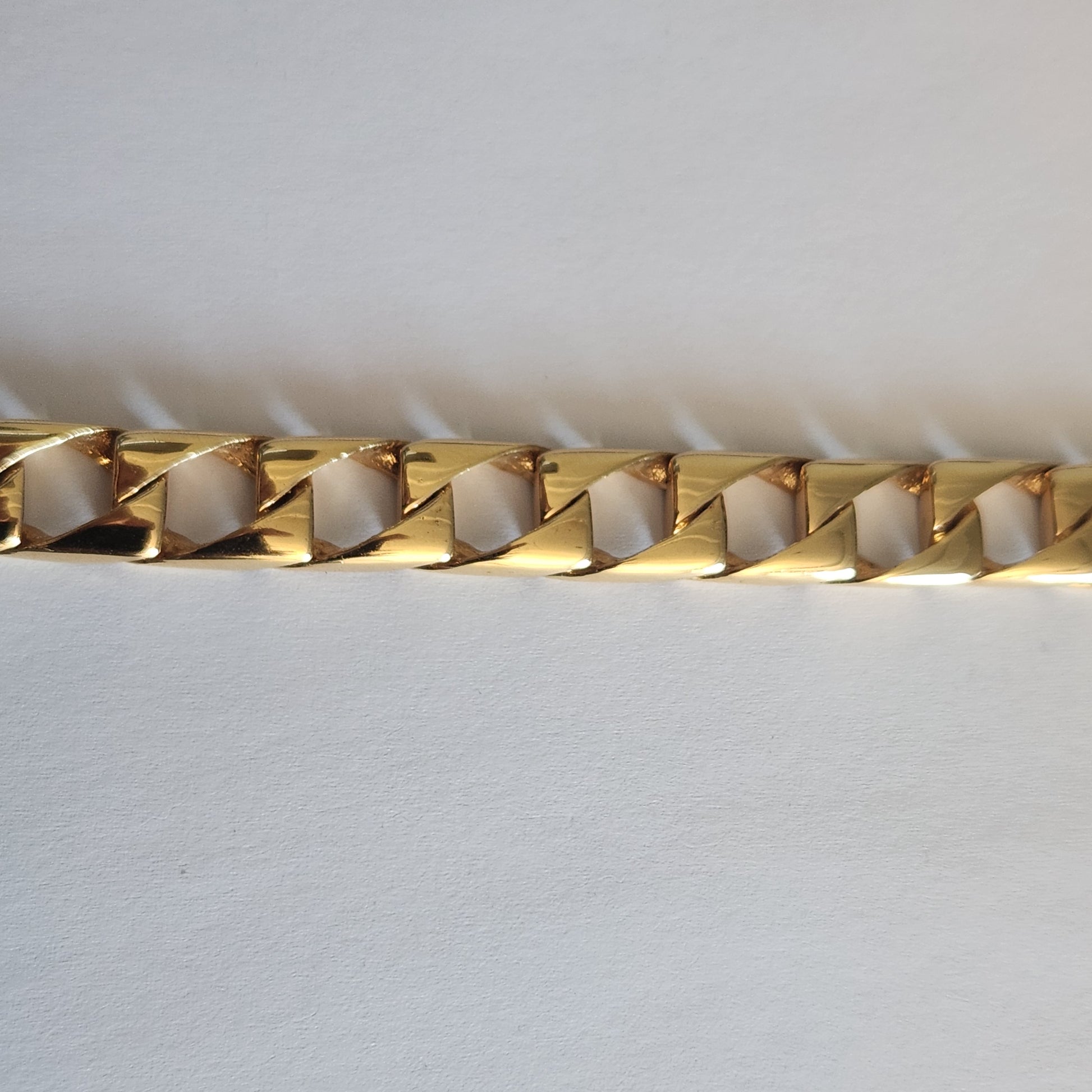 9ct Gold Gents Square Curb Bracelet 12mm