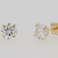 9CT Gold Cubic Zirconia 4-Claw Stud Earring