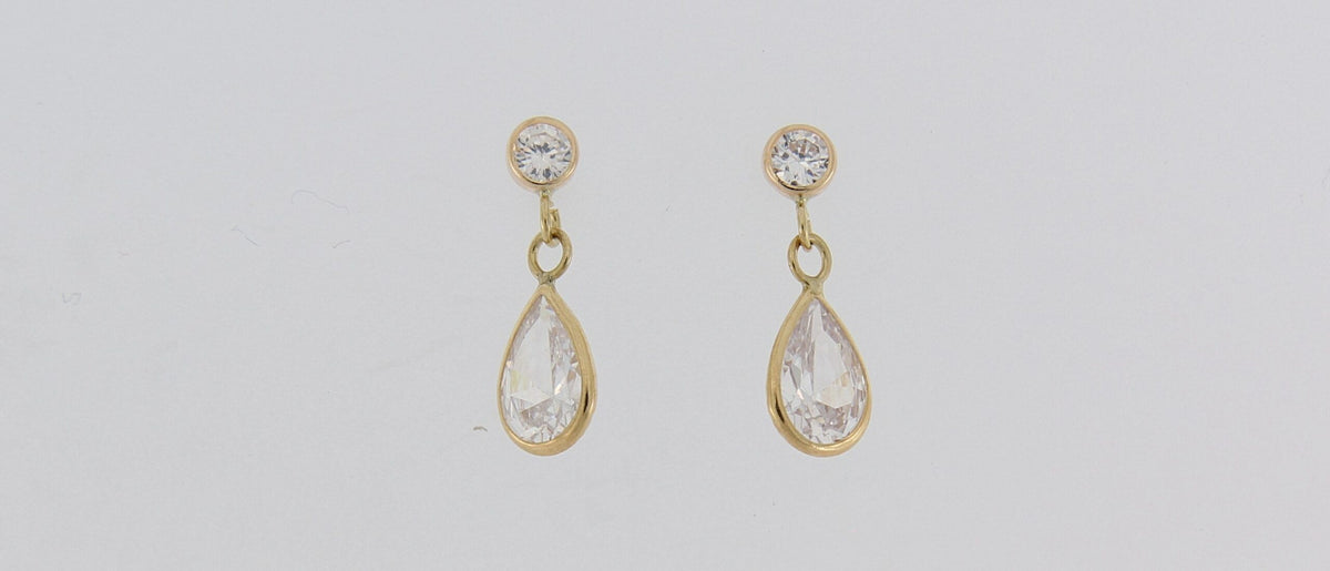 9CT Gold Oval Drop Cubic Zirconia Earring