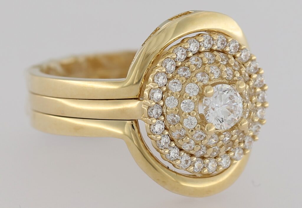 9CT Gold Cubic Zirconia Trip Set Cluster Wedding Set