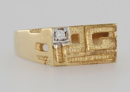 9CT Gold Medium Picasso Ring