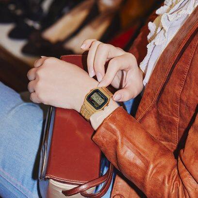 Casio Retro Gold